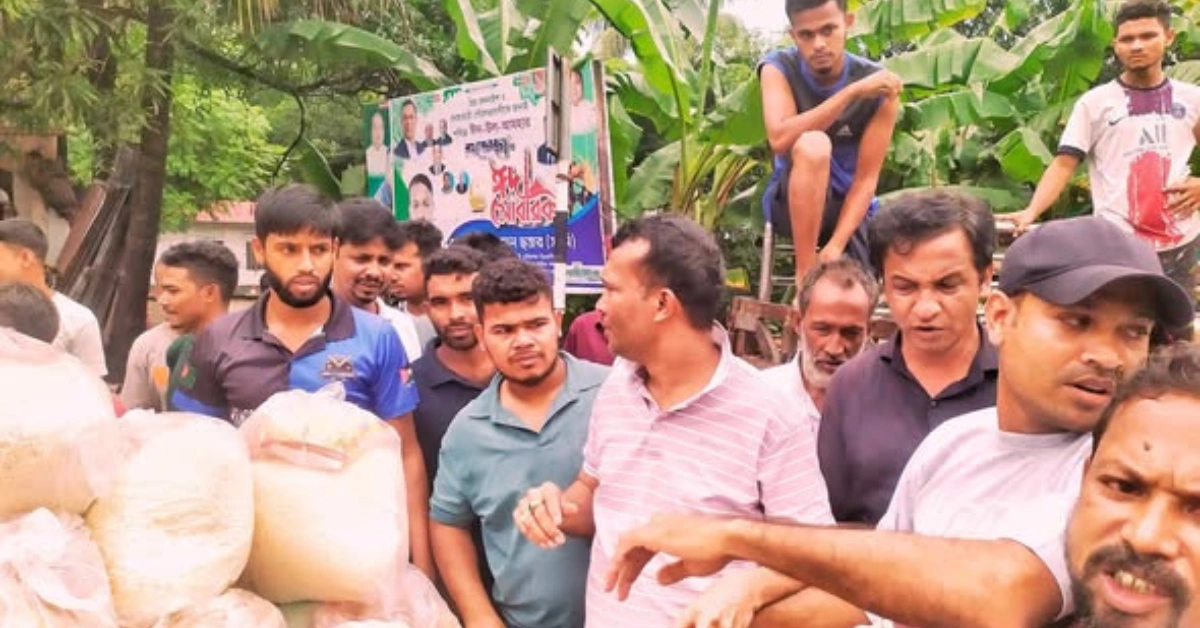 সমাজের মানুষের সহায়তায় জাকির হোসেন